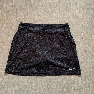 NIKE SPLATTER GOLF SKORT